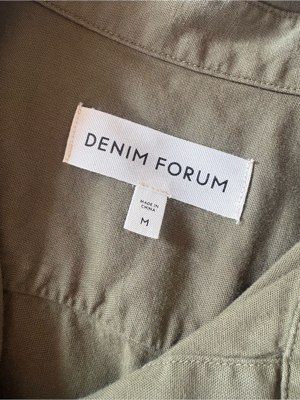 Aritzia Denim Forum Jane Shirt | Size Medium | Khaki Green | 100% Cotton - Picture 4 of 7